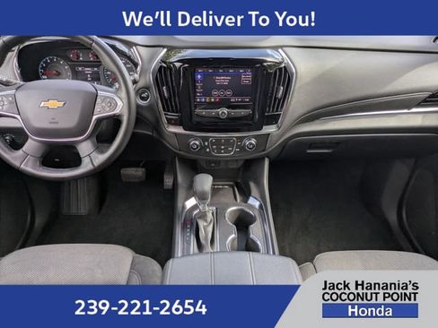 Used 2023 Chevrolet Traverse LT FWD image 15