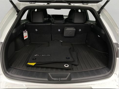 New 2026 Lexus UX 300h AWD image 5