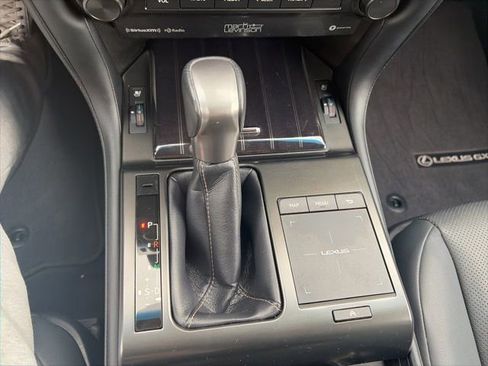 Used 2022 Lexus GX 460 Premium w/ Premium Plus Package image 23
