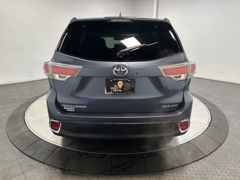 Used 2015 Toyota Highlander XLE image 11