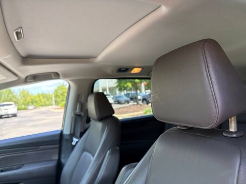 Used 2018 Honda Odyssey EX-L image 8