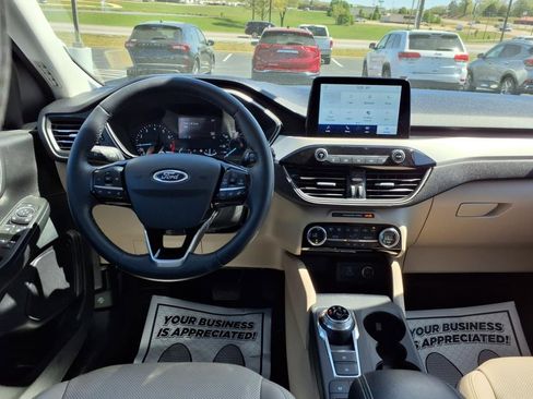 Used 2021 Ford Escape SEL image 12