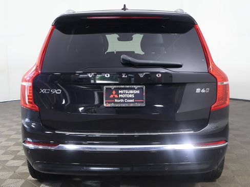 Used 2023 Volvo XC90 B6 Ultimate w/ Protection Package Premier AWD/4WD image 17