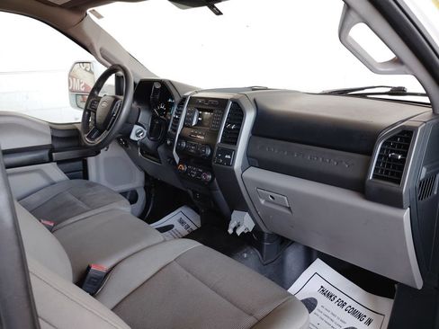 Used 2020 Ford F250 XL w/ Power Equipment Group RWD image 11