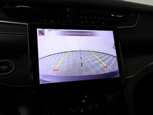 Used 2022 Jeep Grand Cherokee L Limited image 6