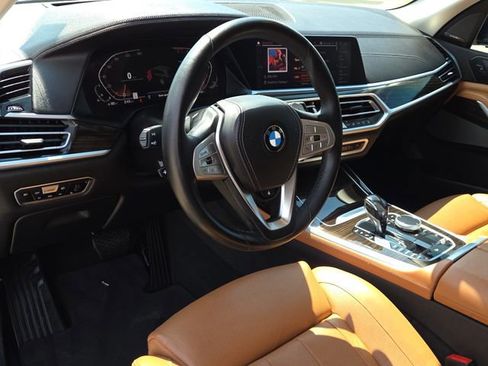 Used 2019 BMW X7 xDrive40i w/ Premium Package AWD/4WD image 16