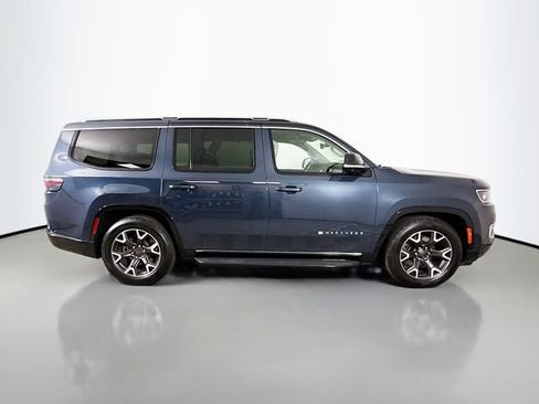 Used 2023 Jeep Wagoneer Series III w/ Rear Seat Video Group 1 AWD/4WD image 8