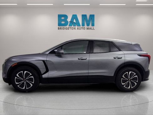 New 2025 Chevrolet Blazer EV LT image 4