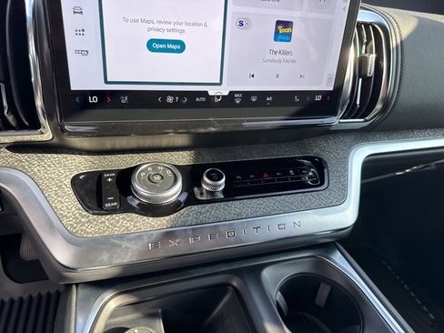 New 2025 Ford Expedition Tremor image 19