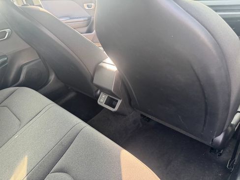 Used 2025 Kia K4 FWD image 37
