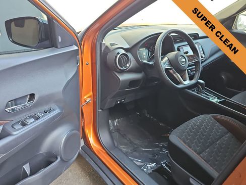 Used 2023 Nissan Kicks SR FWD image 10