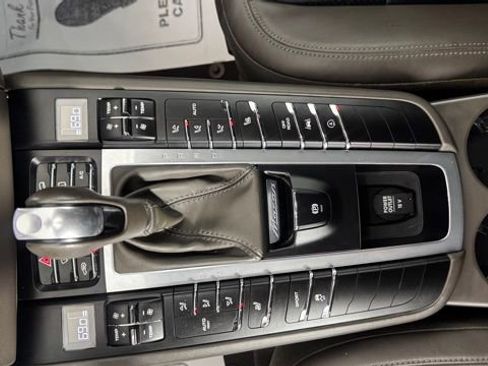 Used 2018 Porsche Macan S AWD/4WD image 14