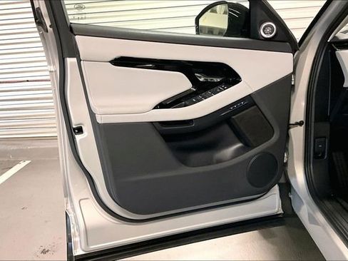 Certified 2025 Land Rover Range Rover Evoque S image 26