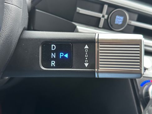 Used 2025 Hyundai Santa Fe XRT image 31