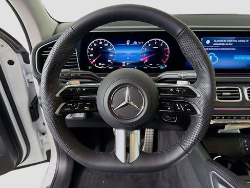 New 2026 Mercedes-Benz GLS 450 4MATIC image 13
