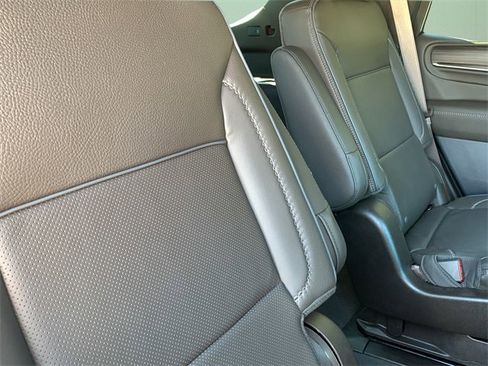 Used 2023 GMC Yukon Denali image 42