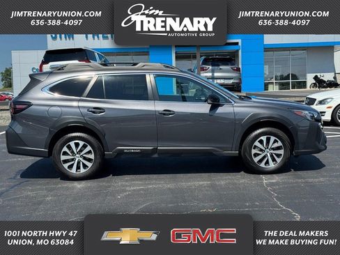 Used 2023 Subaru Outback Premium AWD/4WD image 1