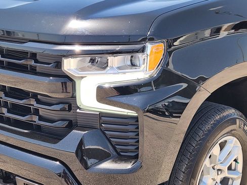 Certified 2024 Chevrolet Silverado 1500 RST AWD/4WD image 8