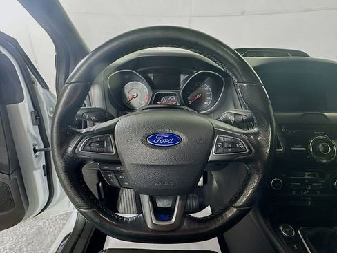 Used 2016 Ford Focus RS image 12