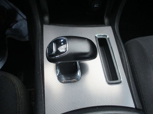 Used 2012 Dodge Charger SXT image 14