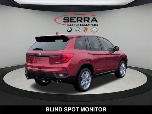 Used 2025 Honda Passport EX-L image 3