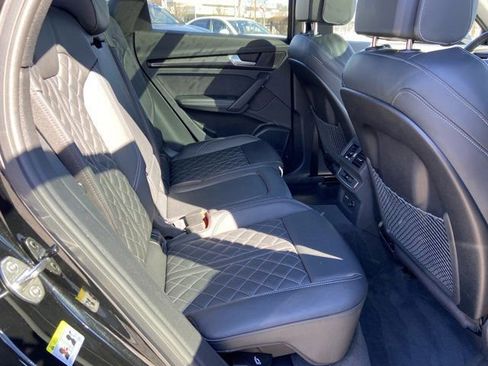 Certified 2023 Audi SQ5 Premium Plus w/ Premium Plus Package image 29