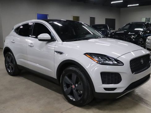 Used 2018 Jaguar E-PACE S image 6