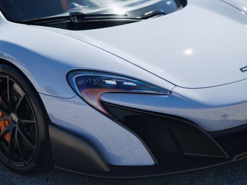 Used 2016 McLaren 675LT Spider image 38