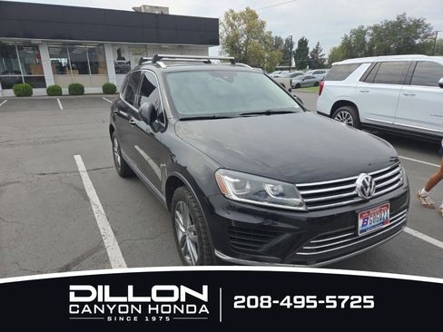 Used 2016 Volkswagen Touareg VR6 AWD/4WD image 4
