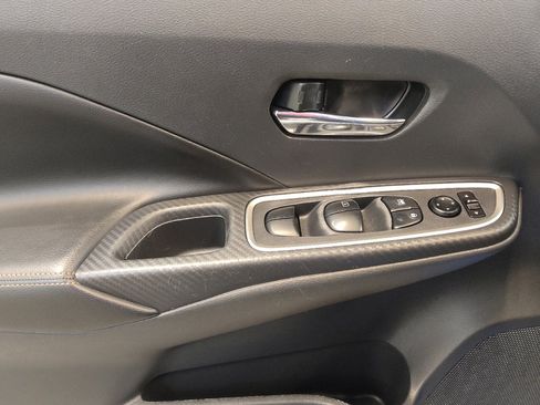 Used 2021 Nissan Versa SR w/ Convenience Package FWD image 27