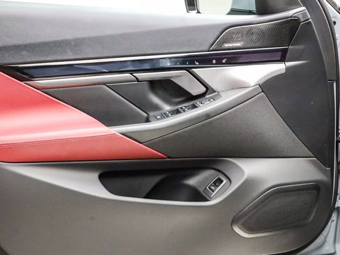 Certified 2025 BMW i5 eDrive40i w/ M Sport Package image 21