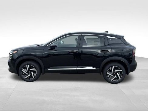 New 2026 Nissan Kicks SV image 5