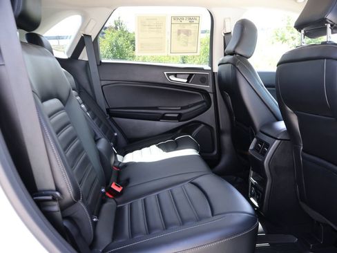 Certified 2023 Ford Edge SEL w/ Convenience Package AWD/4WD image 13