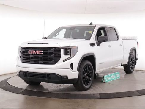 Used 2024 GMC Sierra 1500 Elevation AWD/4WD image 10