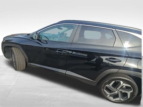 Used 2022 Hyundai Tucson SEL w/ Convenience + Premium Package image 2