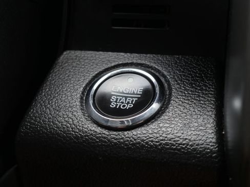 Used 2021 Ford Expedition XLT AWD/4WD image 38