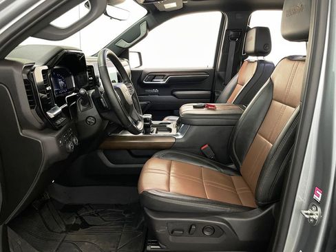 Used 2024 Chevrolet Silverado 1500 High Country w/ High Country Premium Package image 10