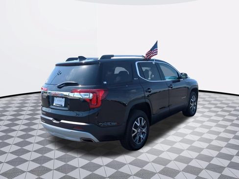 Certified 2023 GMC Acadia SLT w/ Preferred Package FWD image 7