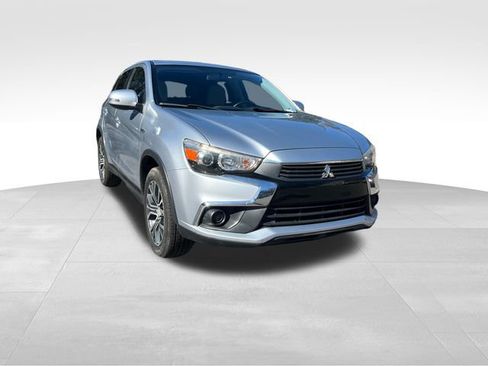 Used 2017 Mitsubishi Outlander Sport LE FWD image 9
