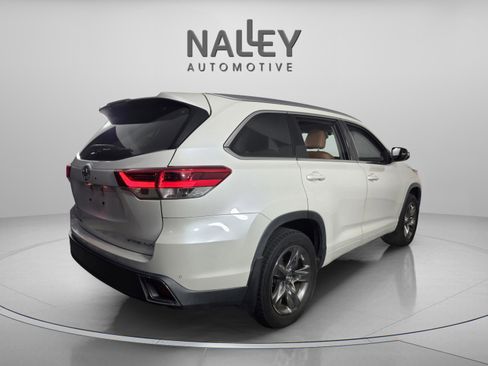 Used 2019 Toyota Highlander Limited image 5