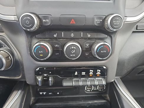 Used 2019 RAM 1500 Big Horn AWD/4WD image 19