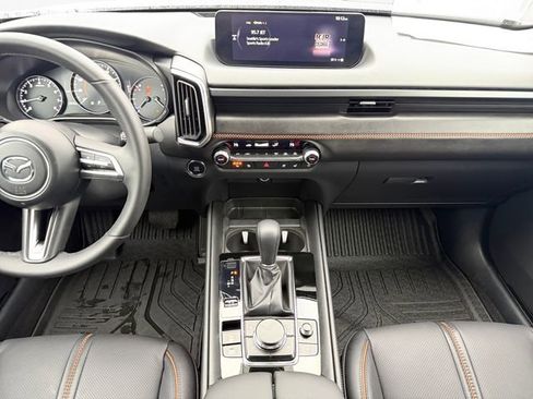 Used 2025 MAZDA CX-50 AWD 2.5 S w/ Accent Package image 11