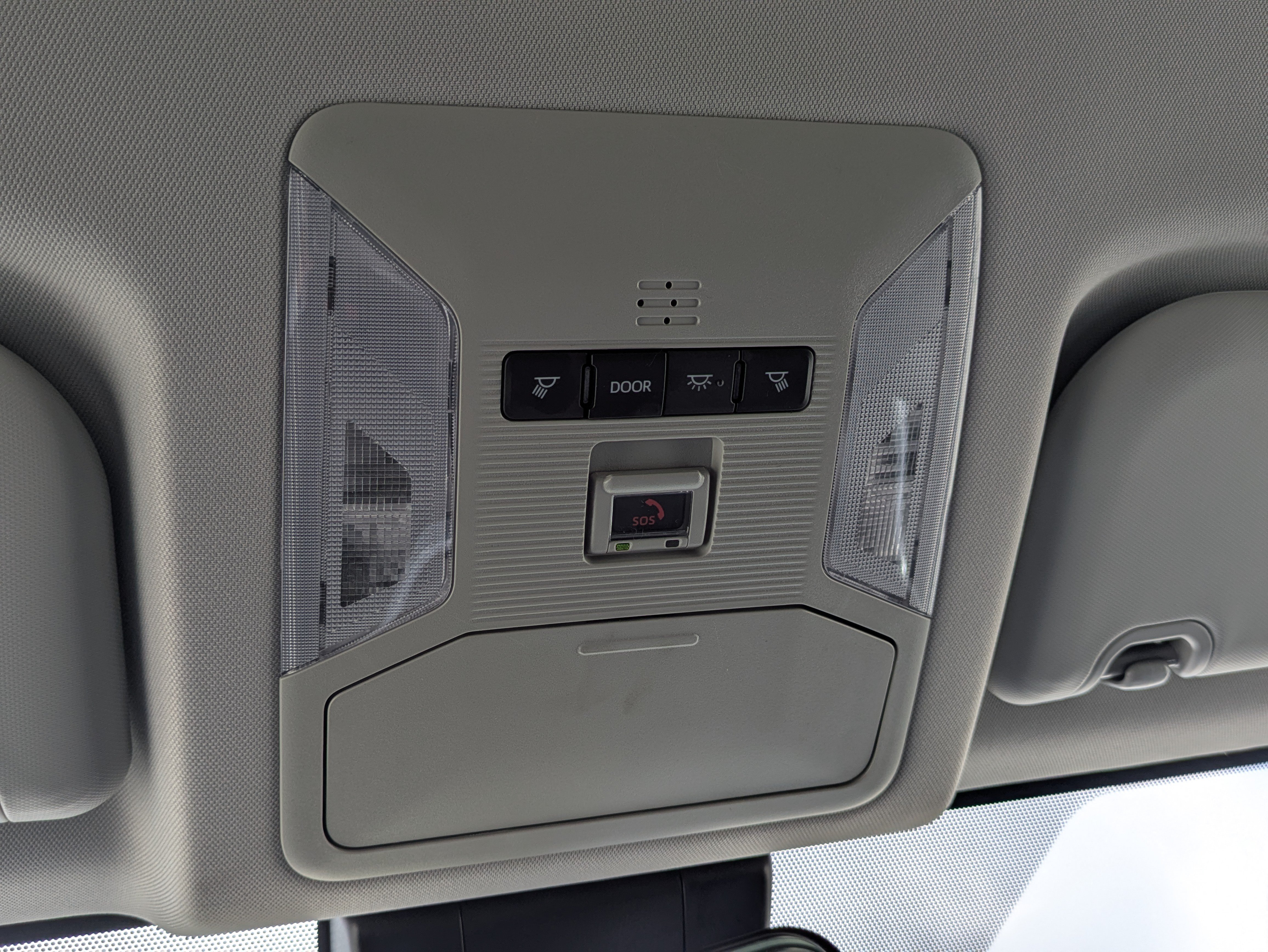 Used 2024 Toyota RAV4 LE FWD image 32