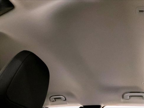 Used 2021 Jeep Renegade Latitude image 21