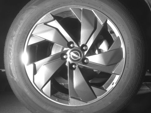 Used 2025 Nissan Rogue SV FWD image 15