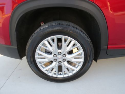 Used 2024 GMC Acadia Elevation image 10