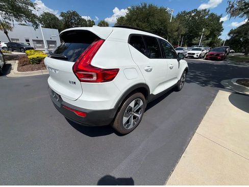 Used 2026 Volvo XC40 B5 Plus AWD/4WD image 16