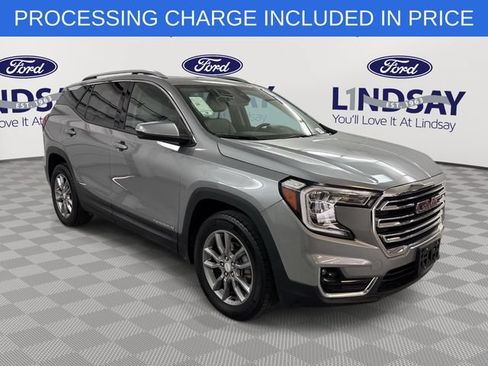 Used 2024 GMC Terrain SLT AWD/4WD image 1