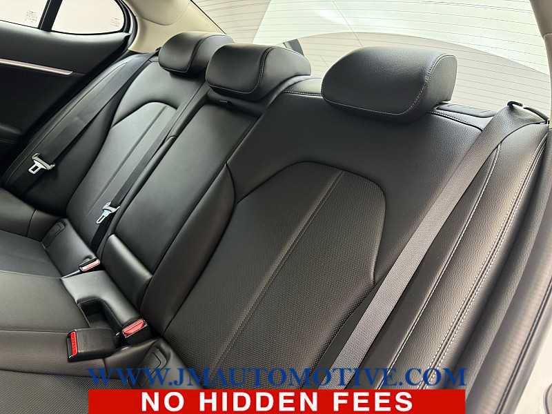 Used 2023 Genesis G70 2.0T AWD/4WD image 15
