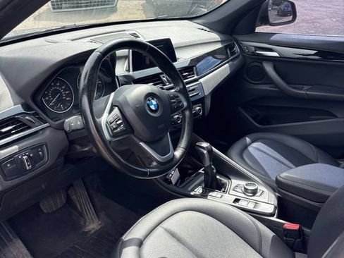 Used 2018 BMW X1 xDrive28i AWD/4WD image 2